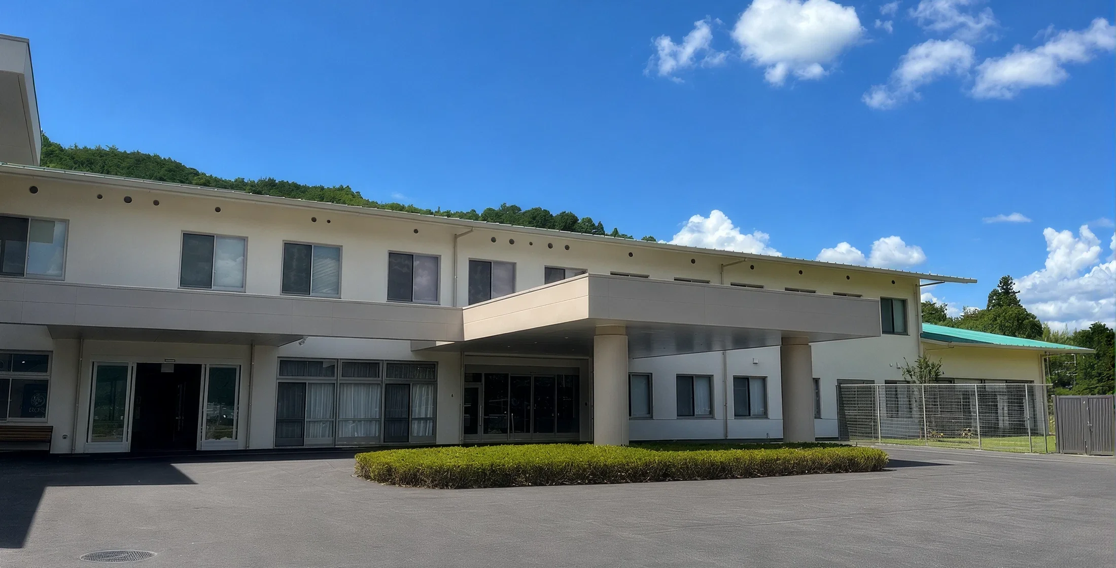 丹波精明園の外観
