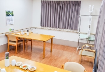 食堂兼リビング(共有スペース)