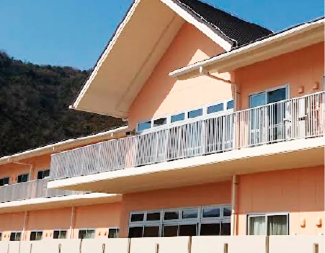 やまびこ寮の外観