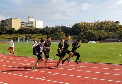 障害者アスリートマルチサポート事業陸上競技練習会の様子